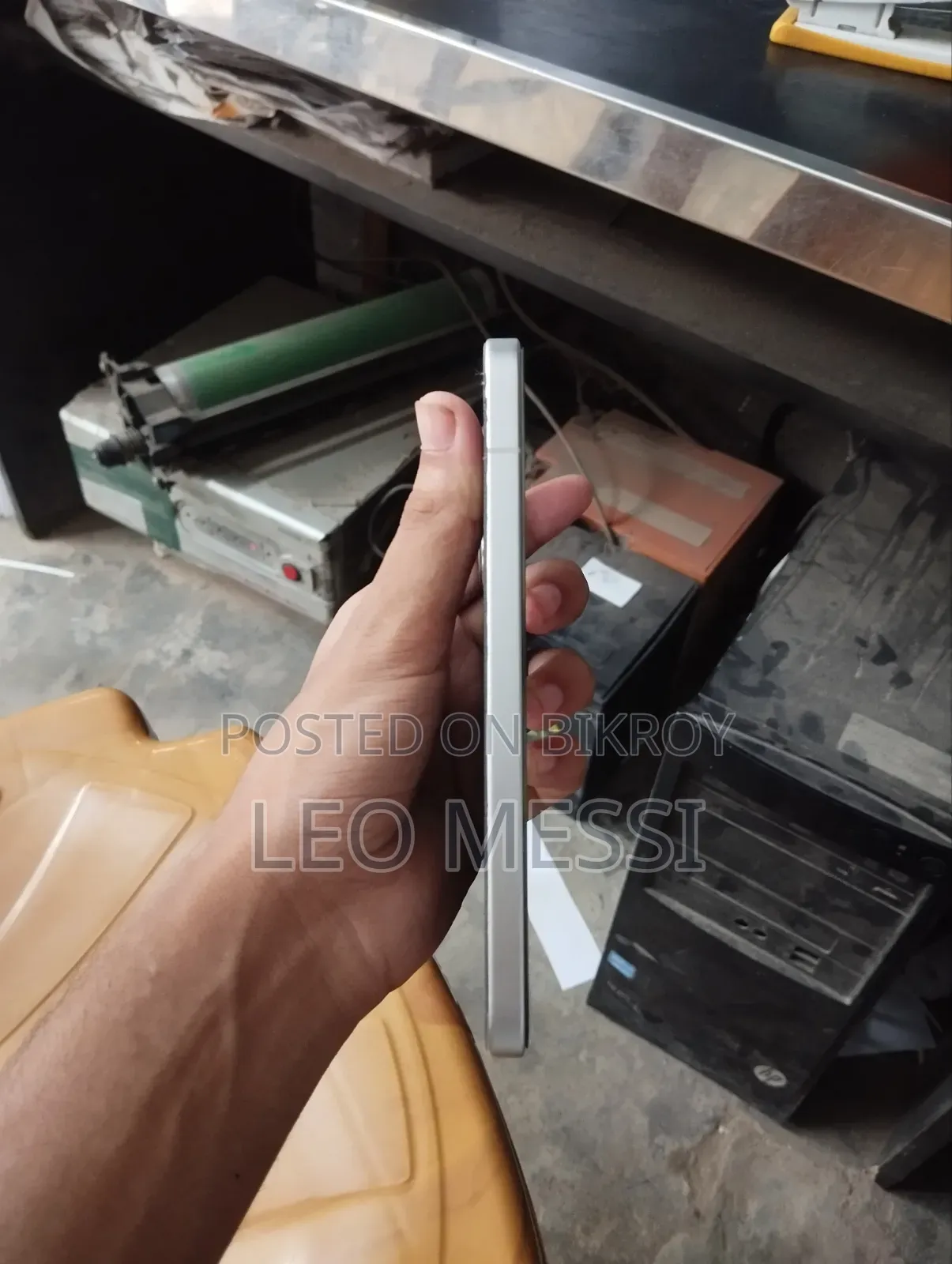 শাওমি রেডমি টার্বো ৪ প্রো ২৫৬ জিবি সাদা