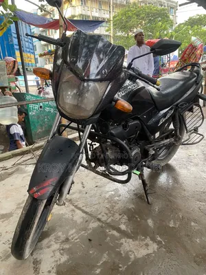 রানার বুলেট ১০০ ভি২ ২০১৮ ব্ল্যাক