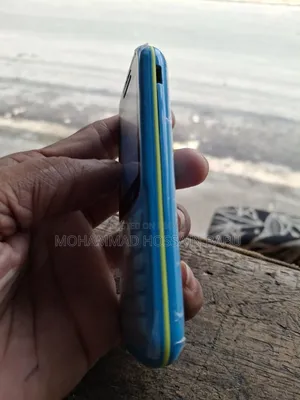 স্যামসাং বি৩৬০ই নীল