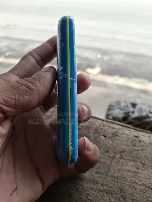 স্যামসাং বি৩৬০ই নীল