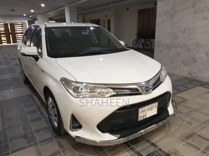 টয়োটা অ্যাক্সিও ২০১৮ হোয়াইট