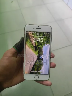 Apple iPhone 8 64 GB White