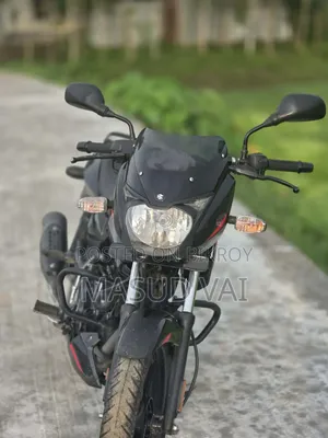 নতুন বাজাজ পালসার ১৫০ ২০২২ ব্ল্যাক