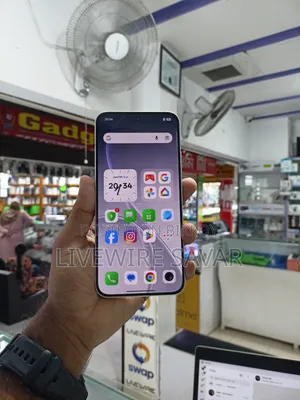 অপ্পো রেনো ২৫৬ জিবি হোয়াইট