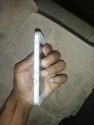 অ্যাপল আইফোন ৫ ৩২ জিবি সিলভার