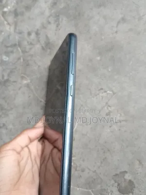 স্যামসাং গ্যালাক্সি এ০৪ ৬৪ জিবি