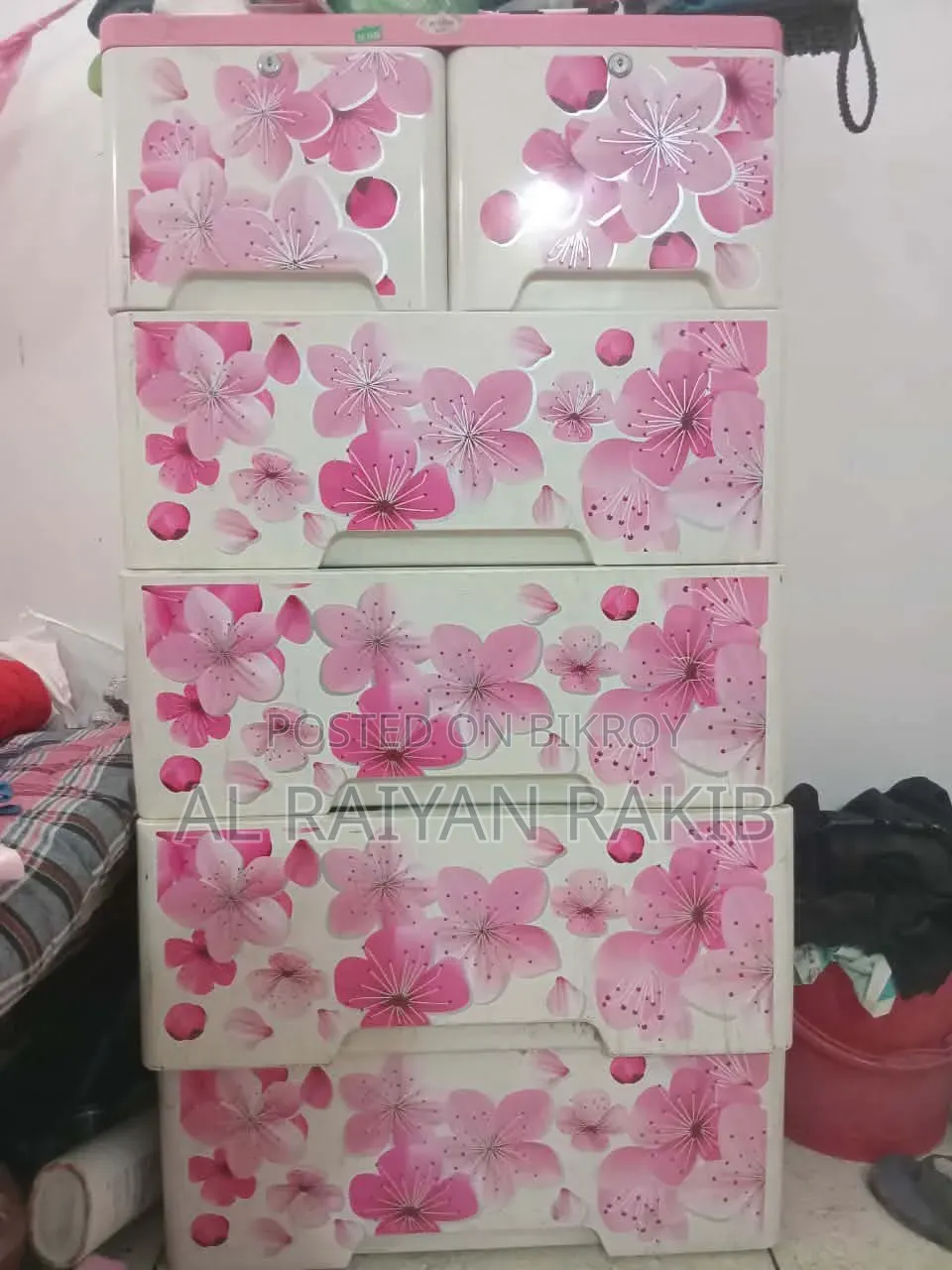 আরএফএল ওয়ারড্রোব