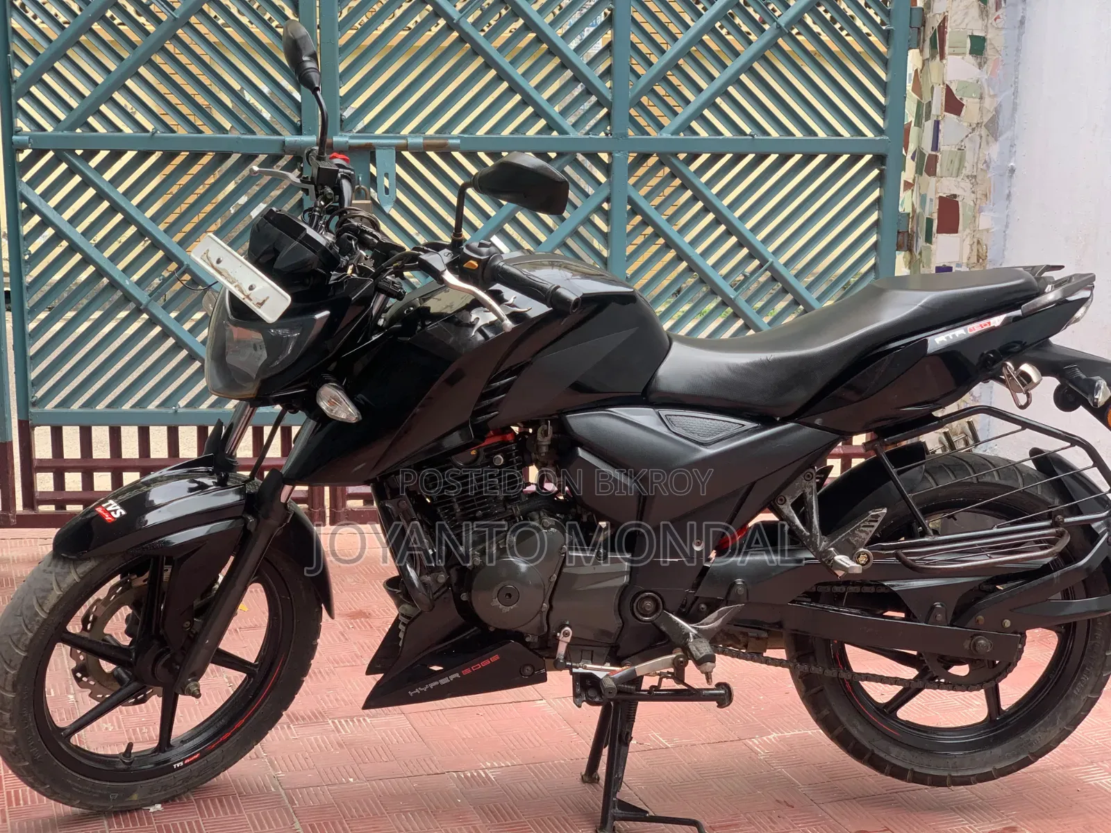 টিভিএস আপাচে ১৬০ ৪ভি ২০১৯ ব্ল্যাক