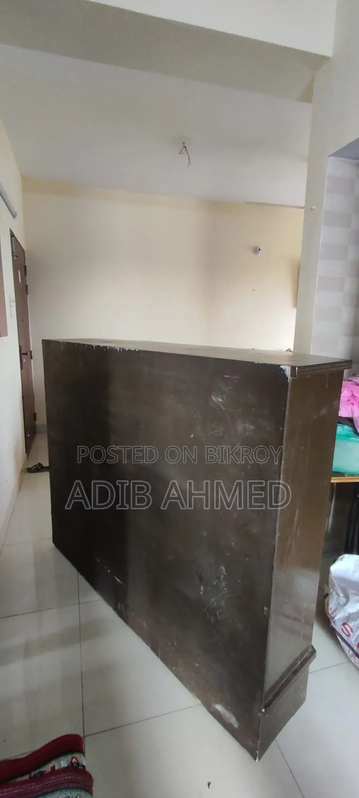 কাঠের শোকেস
