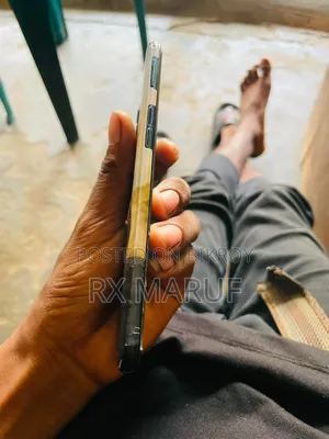 Oppo F17 Pro 128 GB Blue
