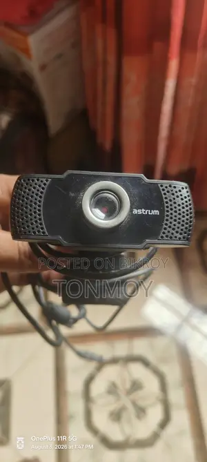 অ্যাস্ট্রাম ডব্লিউএম১০০ ওয়েবক্যাম