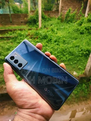 আইকিউওও ১২৮ জিবি গ্রে