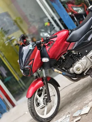 Bajaj Pulsar 150 2019 Red