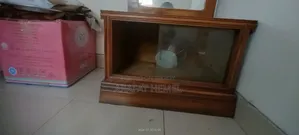 জরুরী ড্রেসিং টেবিল বিক্রি হবে।