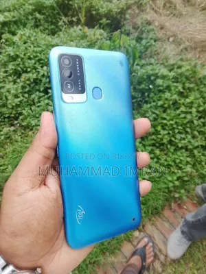 আইটেল পি৩৮ প্রো ৬৪ জিবি নীল