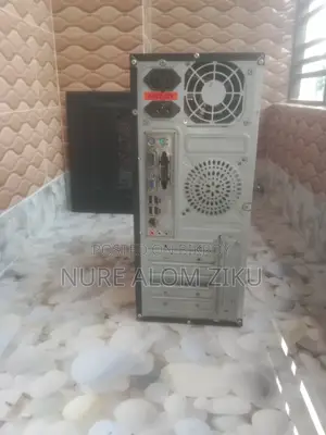 Desktop Computer 2GB Intel Core 2 Duo HDD 500GB
