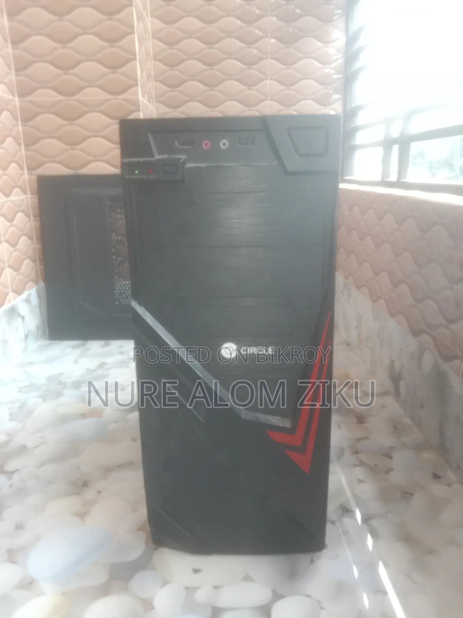 Desktop Computer 1GB Intel Core 2 Duo HDD 500GB