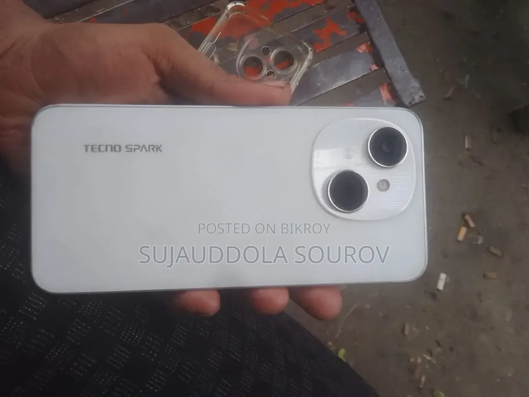টেকনো স্পার্ক গো ১২৮ জিবি সাদা