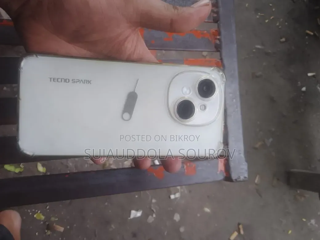 টেকনো স্পার্ক গো ১২৮ জিবি সাদা