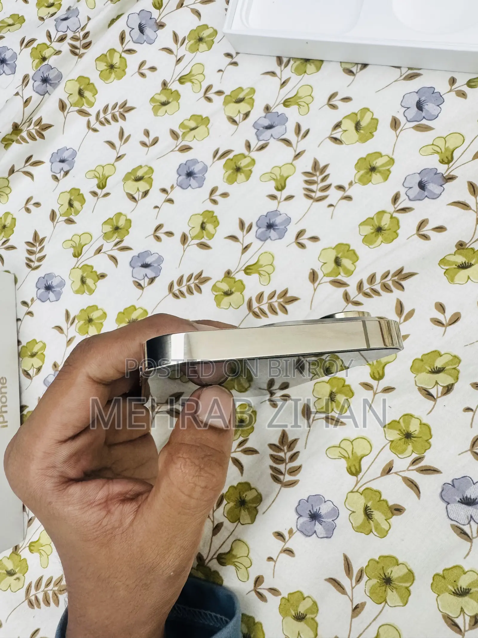 অ্যাপল আইফোন ১৪ প্রো ২৫৬ জিবি গোল্ড
