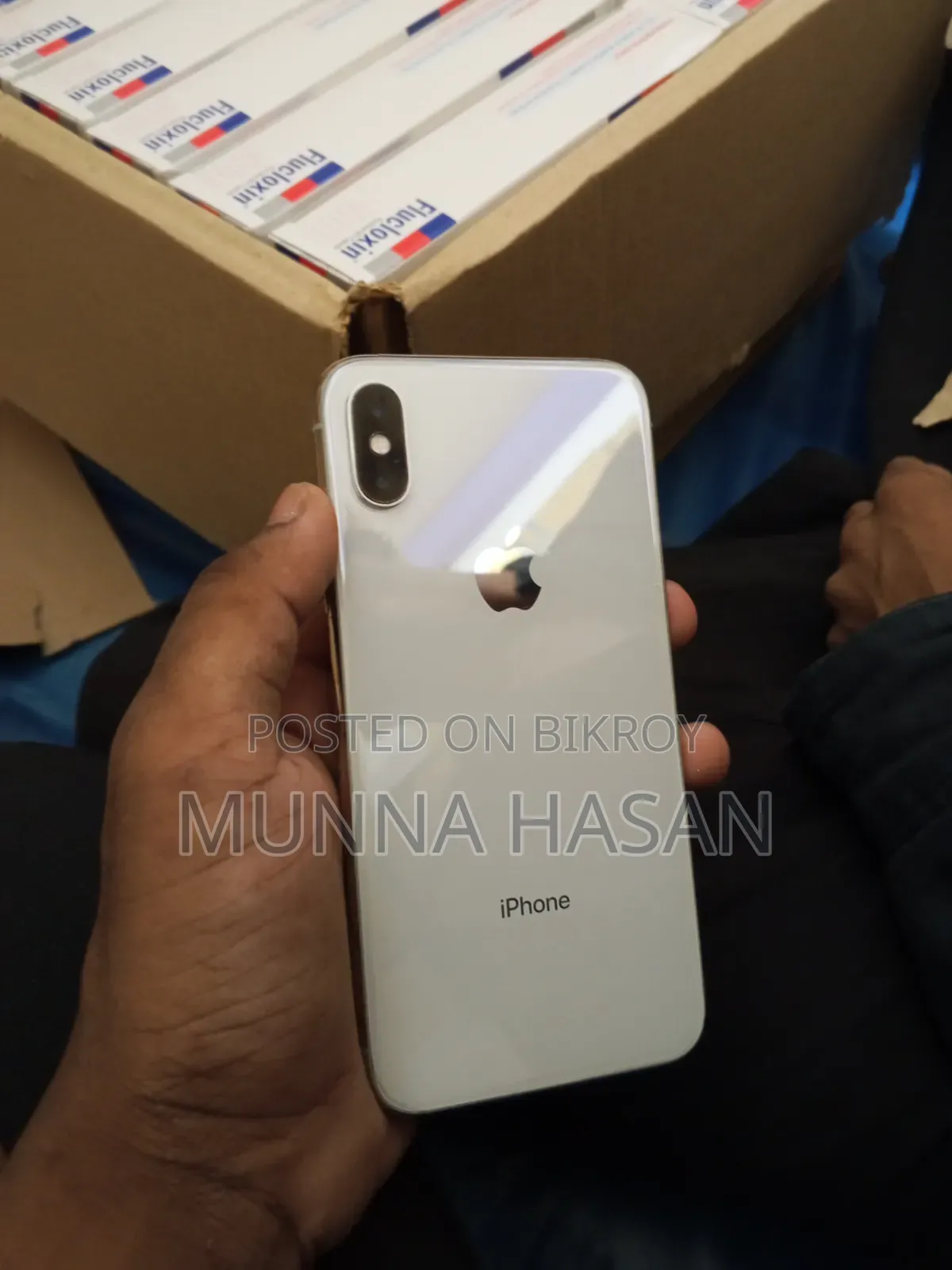Apple iPhone X 64 GB White