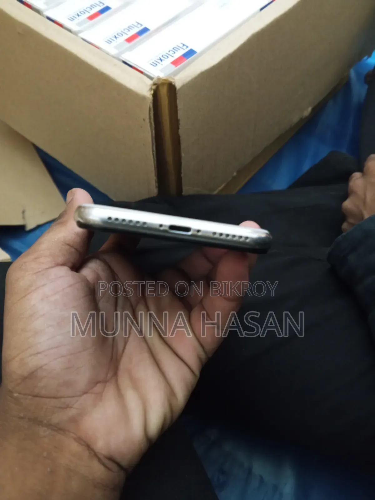 Apple iPhone X 64 GB White