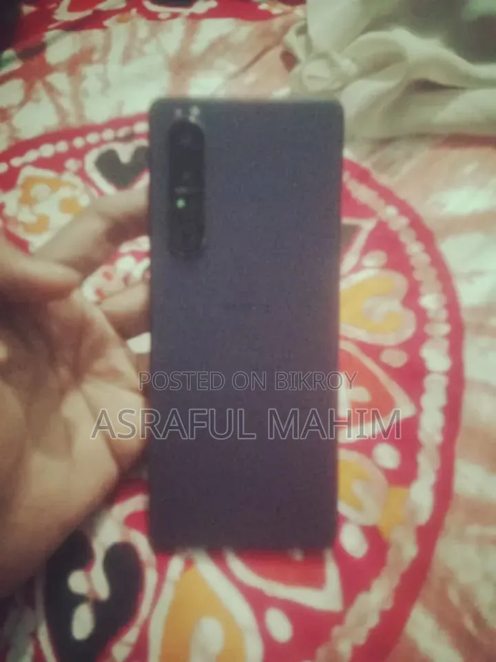 সনি এক্সপেরিয়া ১ থার্ড জেনারেশন ২৫৬ জিবি নীল