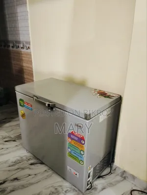 ২টি ফ্রিজ বিক্রি হবে