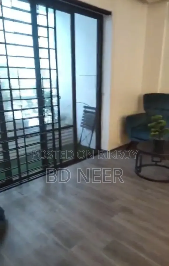 গুলশানে ভাড়ার জন্য আসবাবপত্রসহ ৩ বেডরুমের অ্যাপার্টমেন্ট