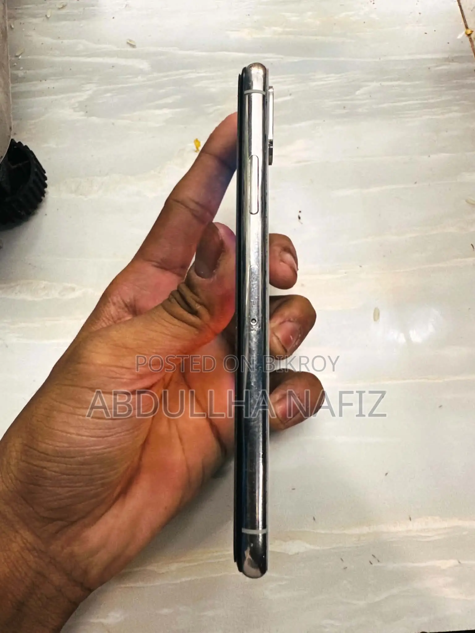 Apple iPhone X 64 GB White