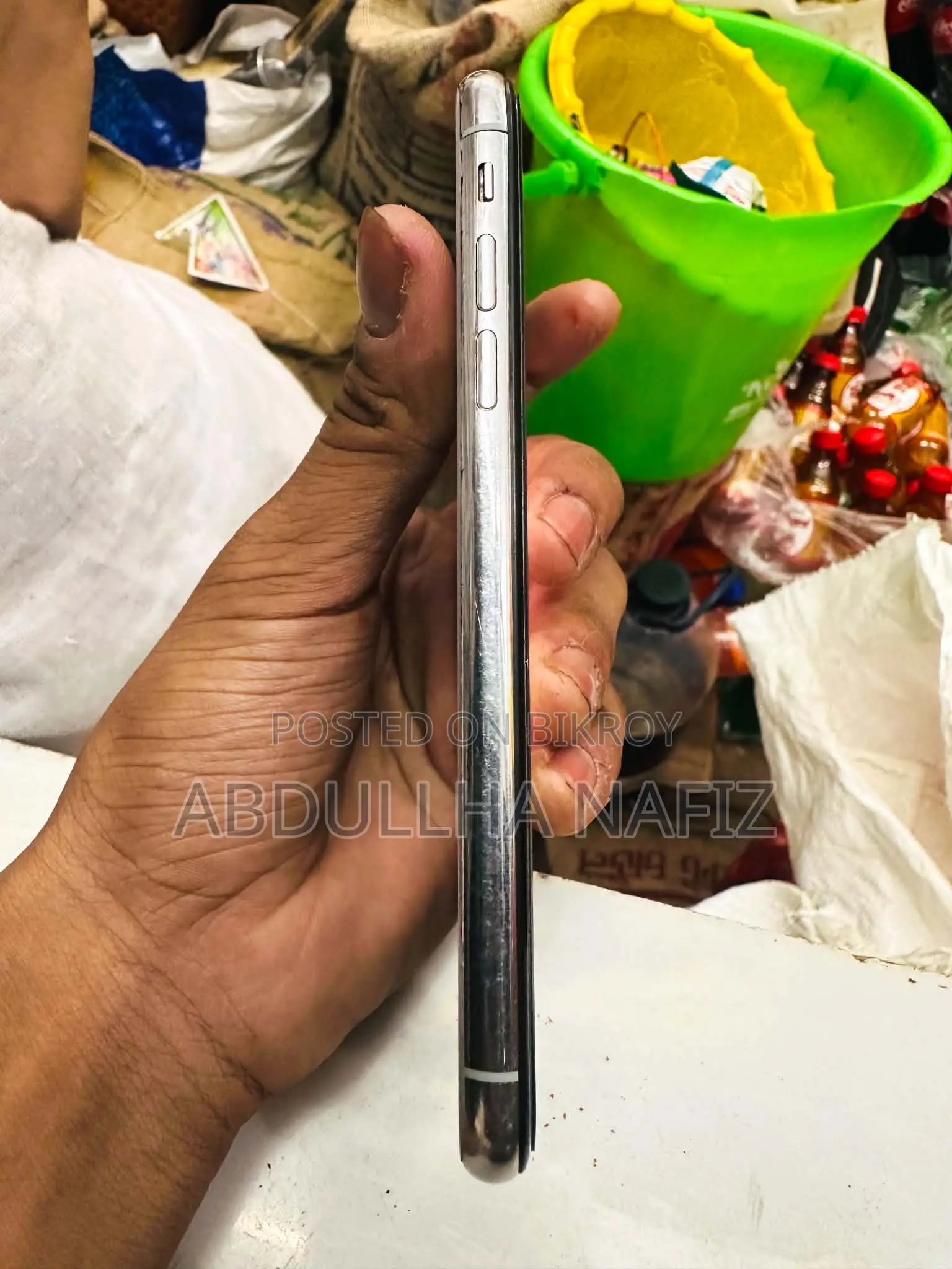 Apple iPhone X 64 GB White