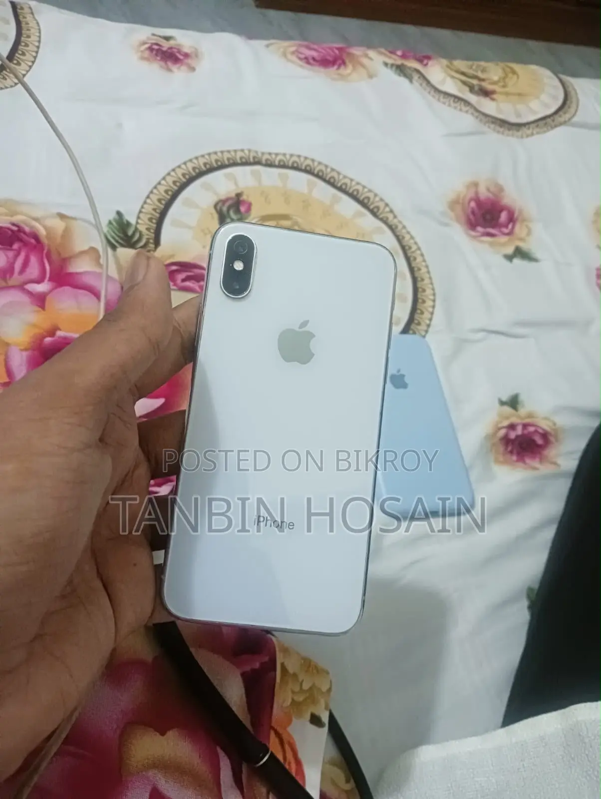 Apple iPhone X 64 GB White