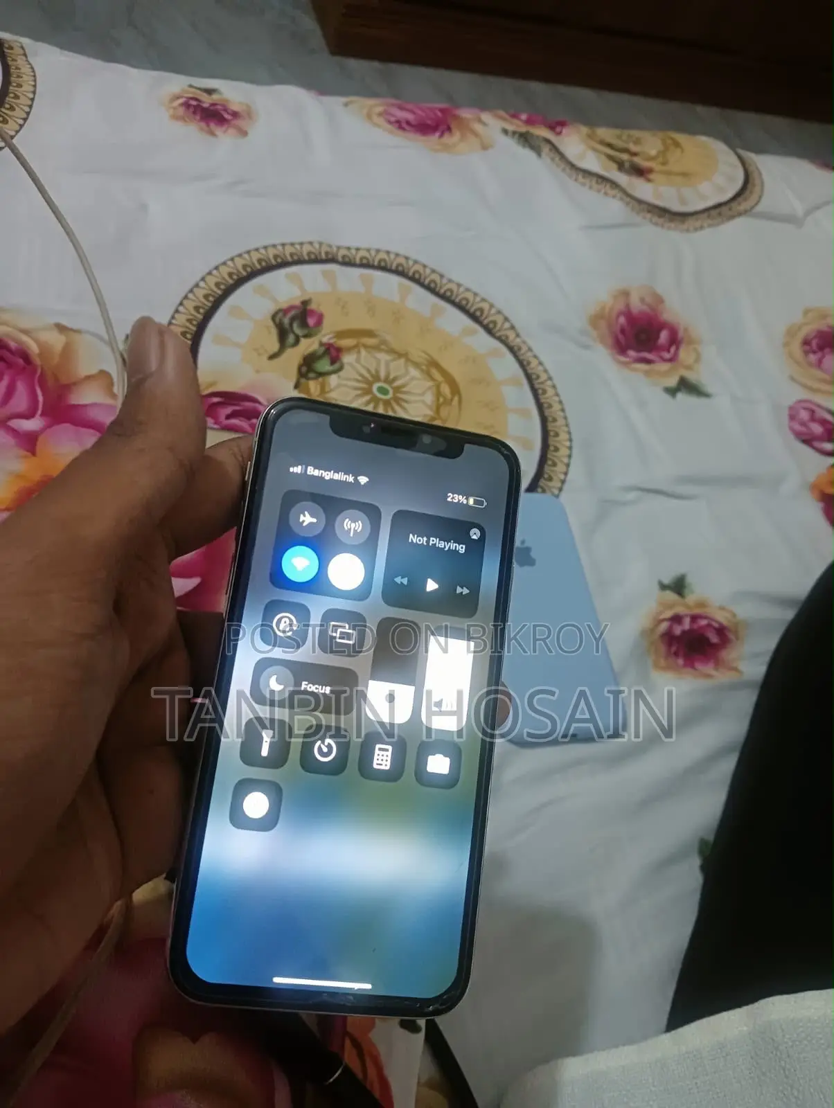 Apple iPhone X 64 GB White