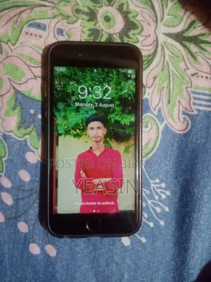 Apple iPhone 6 16 GB White