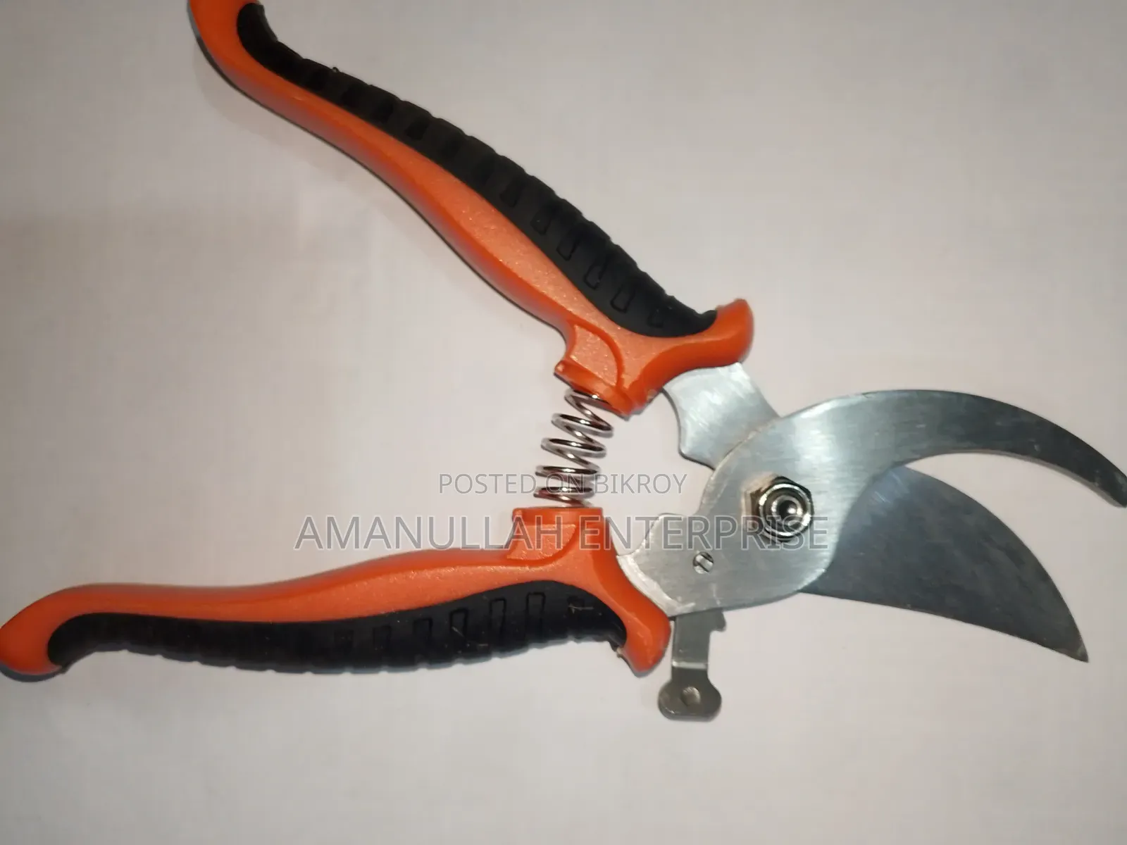 Heavy-Duty Garden Pruning Shears Bypass Secateur | Premium Hand Tool