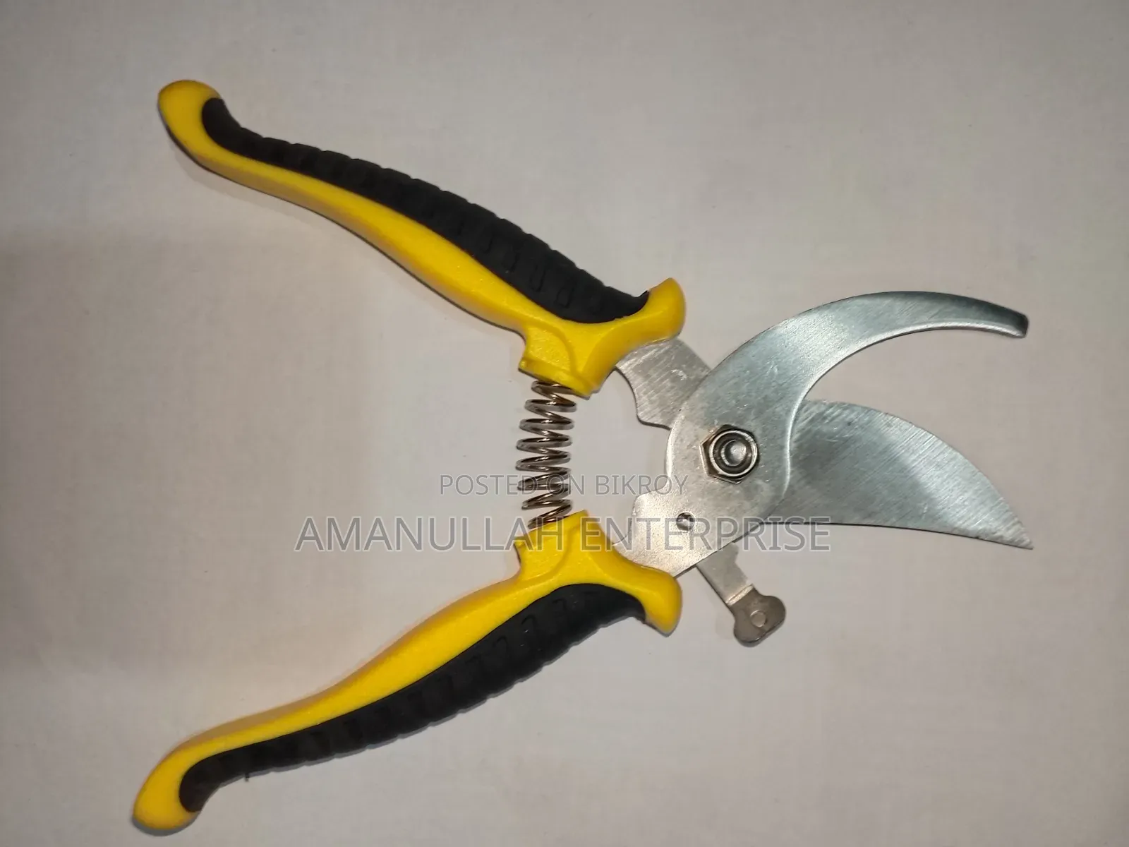 Heavy-Duty Garden Pruning Shears Bypass Secateur | Premium Hand Tool