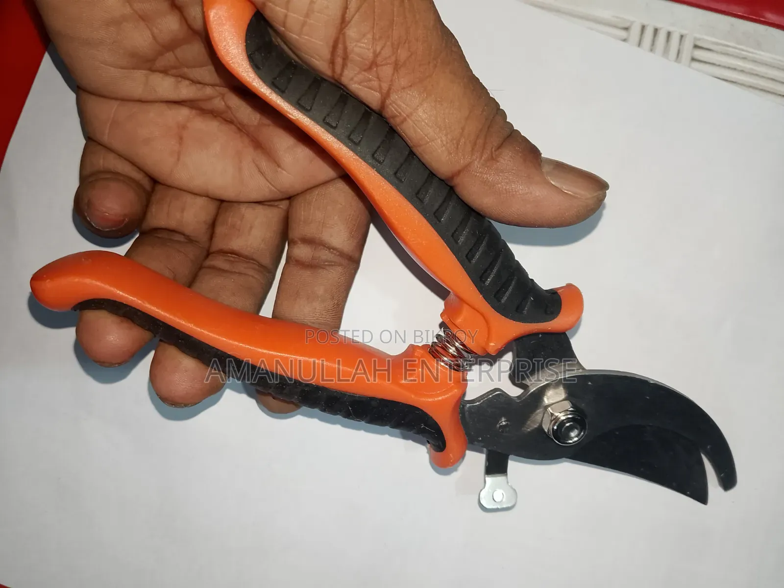 Heavy-Duty Garden Pruning Shears Bypass Secateur | Premium Hand Tool