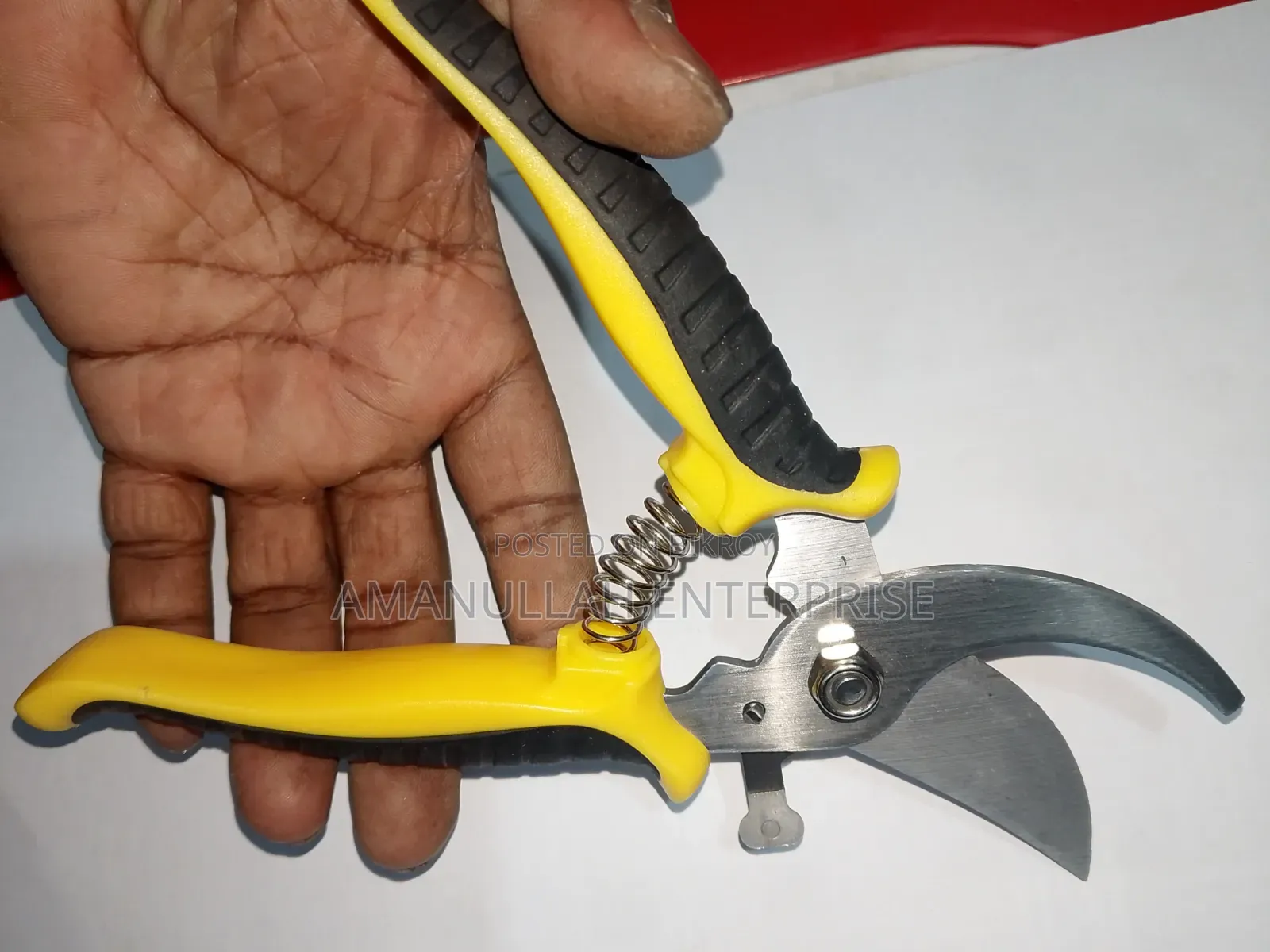 Heavy-Duty Garden Pruning Shears Bypass Secateur | Premium Hand Tool
