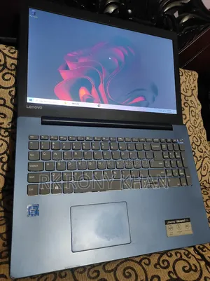 Laptop Lenovo IdeaPad 330 4GB Intel Celeron HDD+SSD 1T