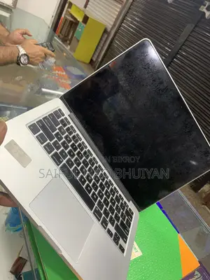Laptop Apple MacBook Pro 2016 8GB Intel Core I7 SSD 512GB