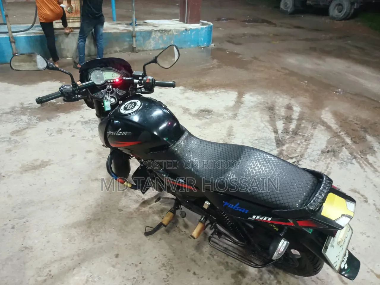 বাজাজ পালসার ১৫০ ২০১৬ কালো