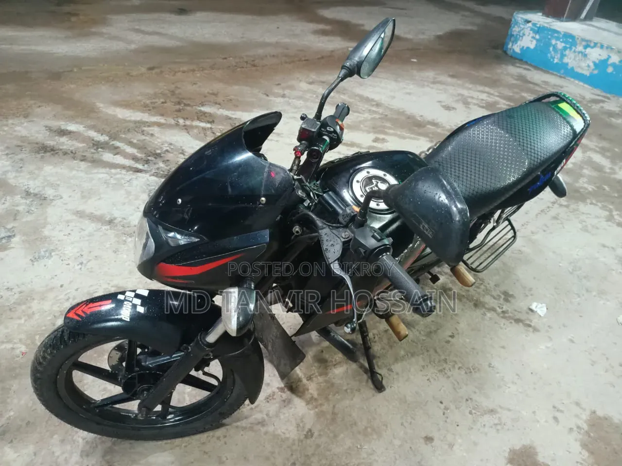 বাজাজ পালসার ১৫০ ২০১৬ কালো