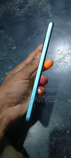ওয়ালটন ১২৮ জিবি