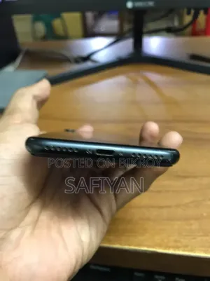 Apple iPhone 7 128 GB Black