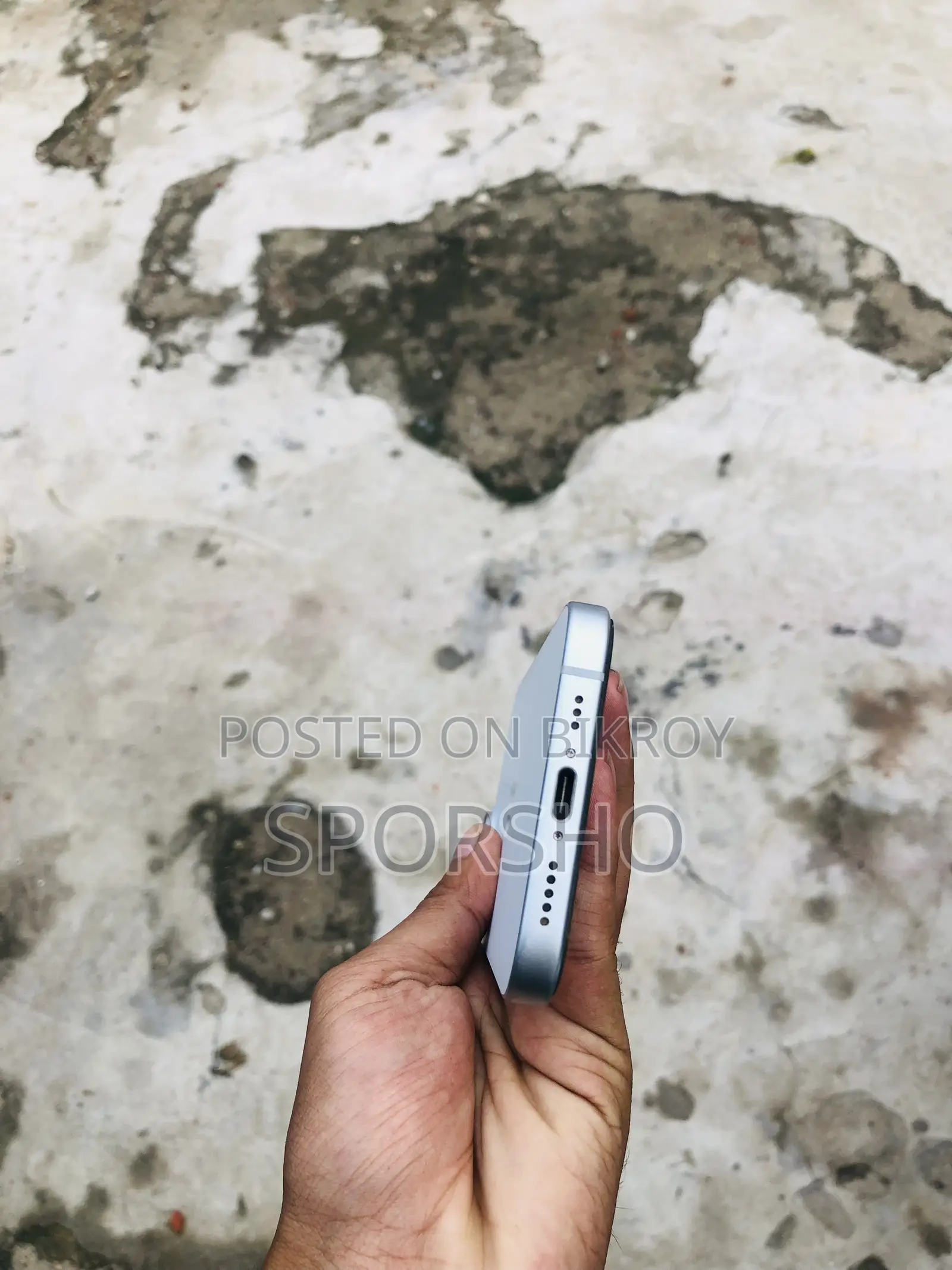 অ্যাপল আইফোন ১৫ ১২৮ জিবি সাদা