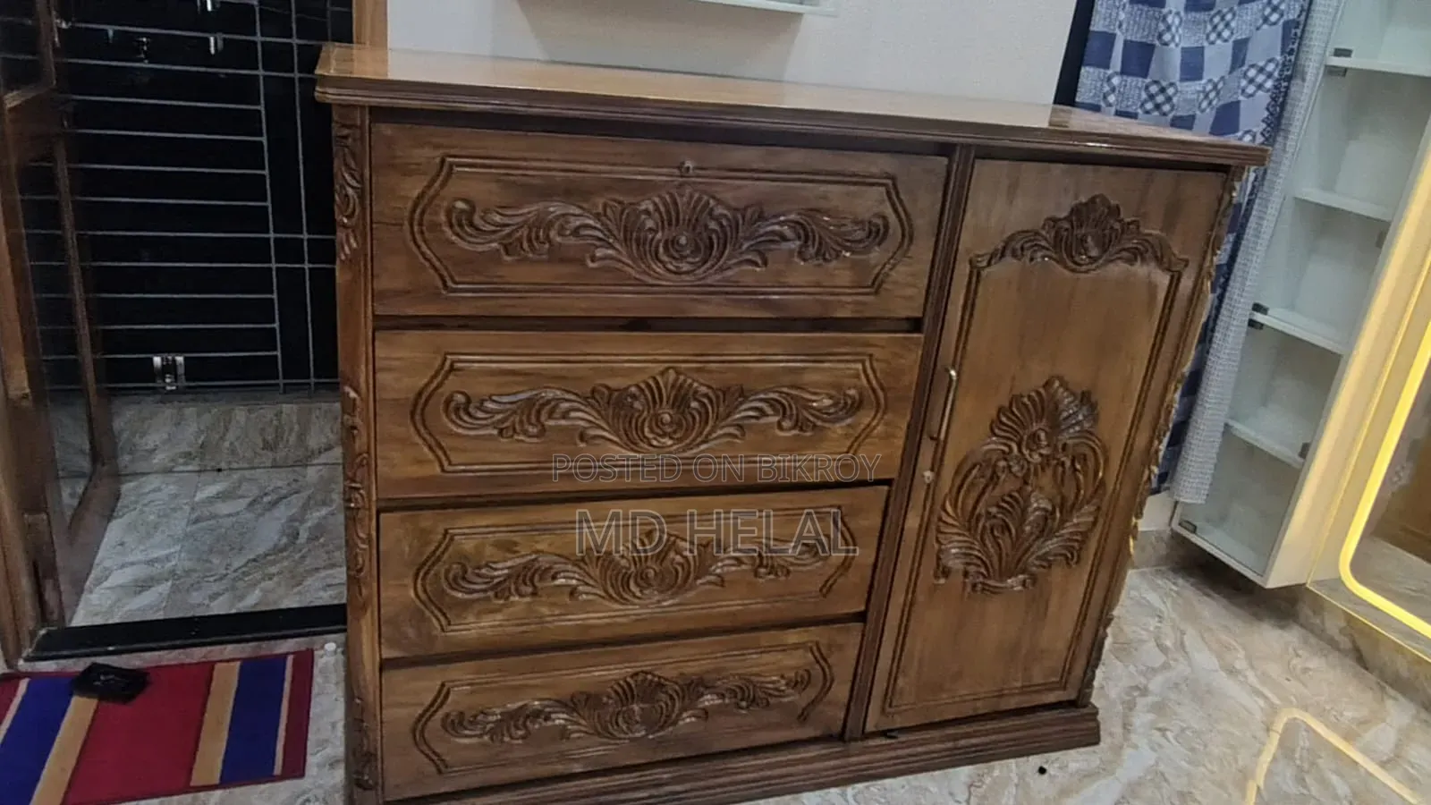 Wardrobe Sell Post