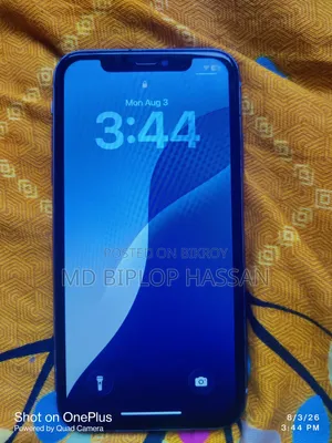 Apple iPhone 11 64 GB Gray