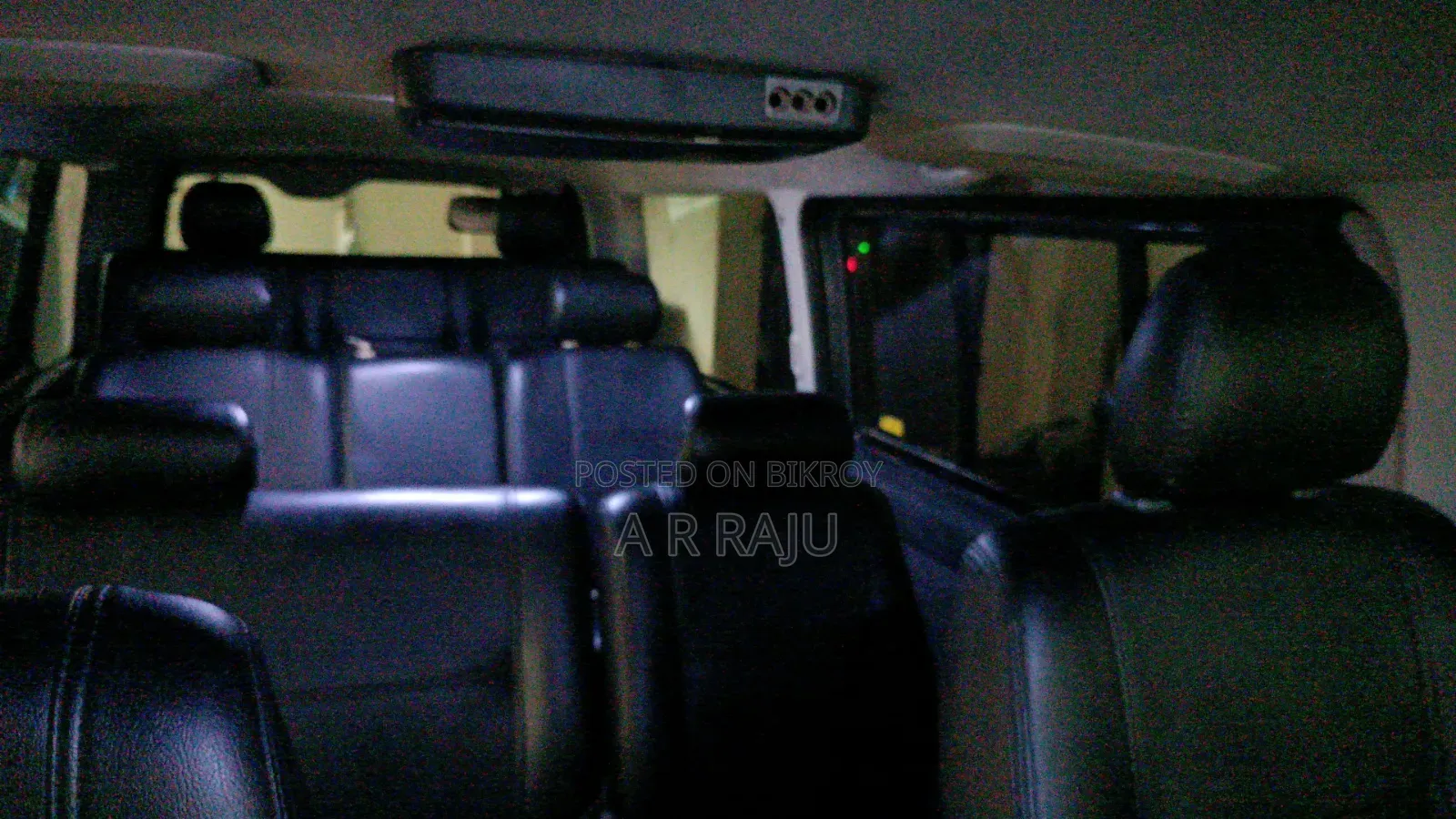 Toyota HiAce 2012 Black