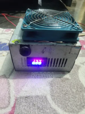 12 Volt (Large) Battery Charger