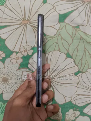 স্যামসাং গ্যালাক্সি এস২২ ৫জি ১২৮ জিবি ব্ল্যাক